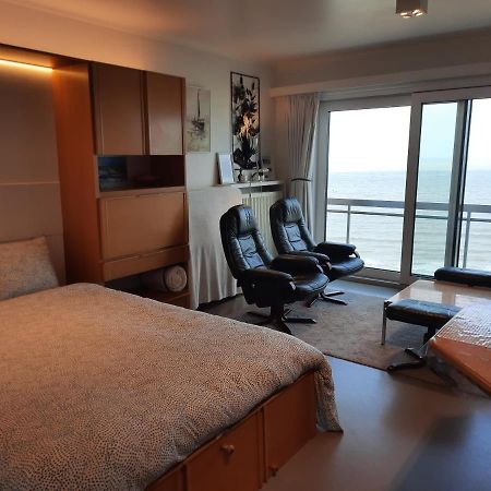 Studio On The Beach With Sea View Middelkerke Exteriér fotografie