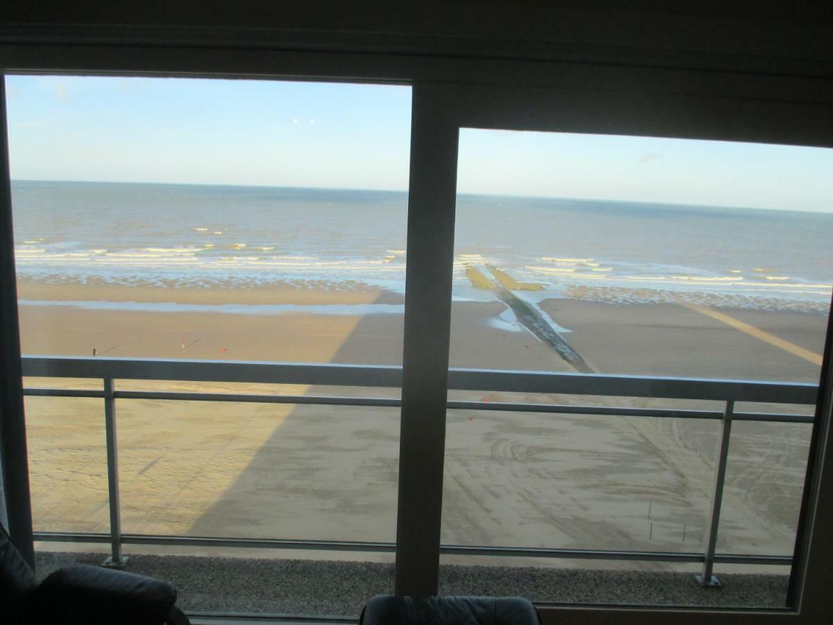 Studio On The Beach With Sea View Middelkerke Exteriér fotografie